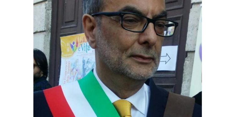 Primo cittadino di Molfetta: 'Sono profondamente addolorato'