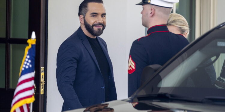 Deportati dagli Stati Uniti in cambio di reclusi 'politici'