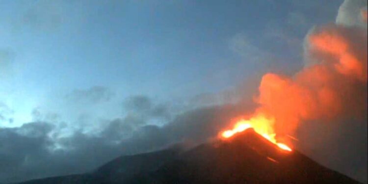 Tremore vulcanico su livelli alti