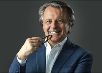 'Contribuire al progresso civile attraverso campagne creative'