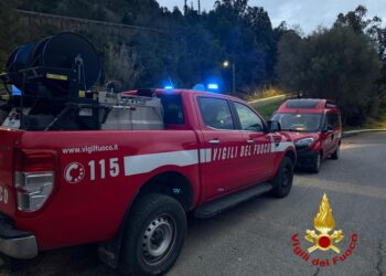 Trasportato in elicottero all'ospedale. Illesa la madre