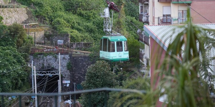 Il fascicolo aperto dalla procura di Torre Annunziata