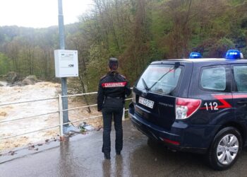 Evacuato lo stabilimento dell'Alpe Guizza