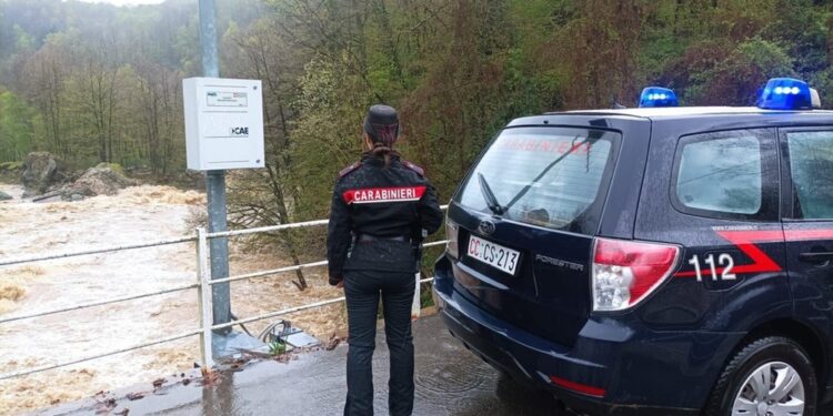 Evacuato lo stabilimento dell'Alpe Guizza