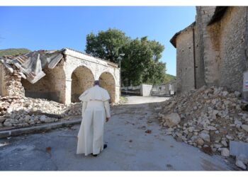 La visita a sorpresa nella frazione di San Pellegrino
