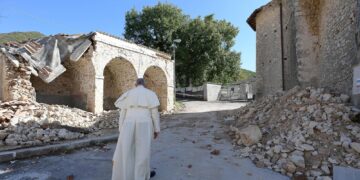 La visita a sorpresa nella frazione di San Pellegrino