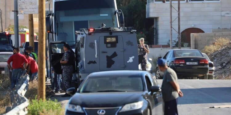 'Dopo la scoperta di una rete terroristica'