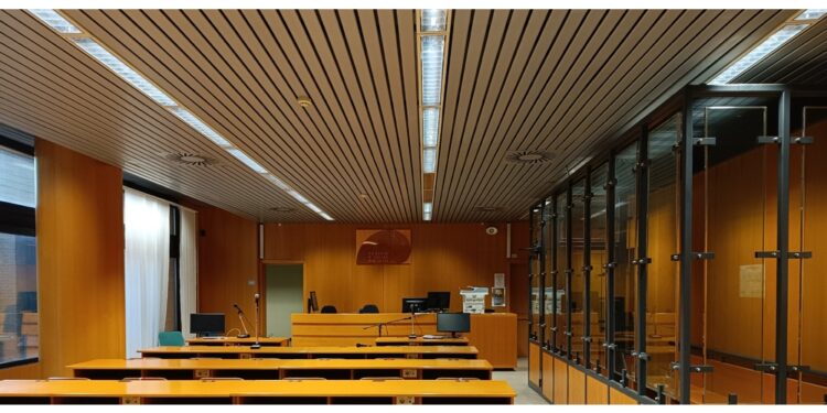 A Torino la donna in Aula: 'L'ho sposato pensando di cambiarlo'
