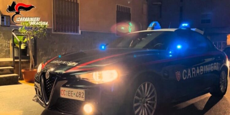 Accoltellato nella via della movida a Francofonte