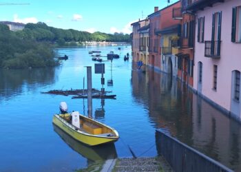 Nell'ultima ora ha iniziato a rallentare la crescita del fiume