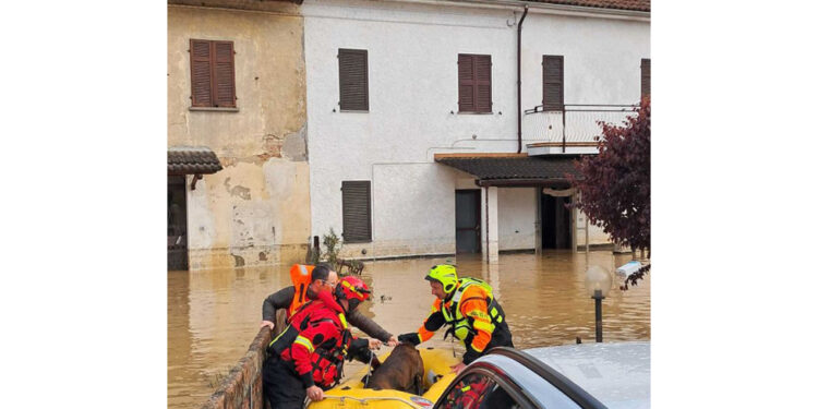 Erano rimasti bloccati nell'abitazione di Valmadonna