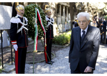 'In gioco la vita contro l'esaltazione del culto della morte'