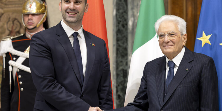 Il Quirinale: 'L'operazione non desta alcuna preoccupazione'