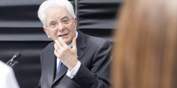 Sono antica forma di prove di forza dannosa per i più poveri