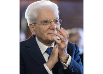 Riconoscenza testimoniata da Medaglia d'oro al Merito civile.