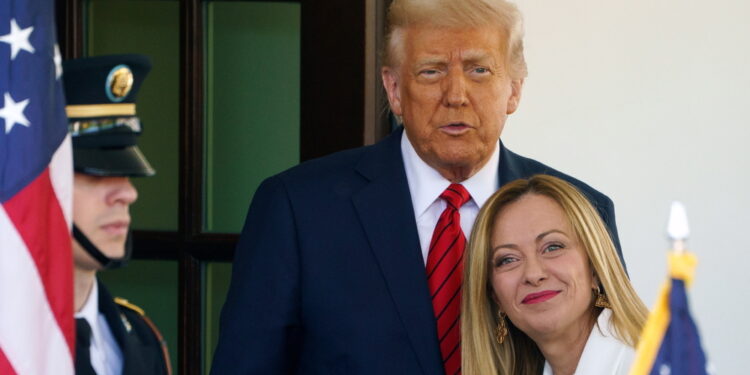 Lo ha detto all'inizio dell'incontro con Trump alla Casa Bianca