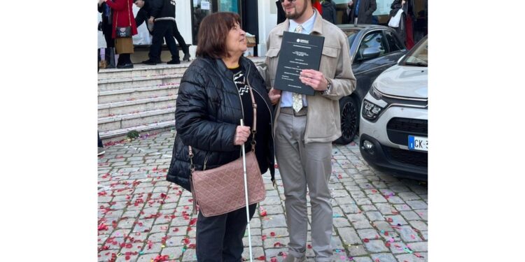 A Macerata 110 e lode in Lingue per Nicholas Macellari
