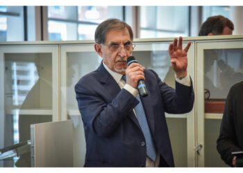 E' un momento fondativo della nostra democrazia