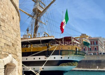 Visite alla nave e al Villaggio IN Italia confermate