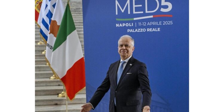 Ministro a Med 5