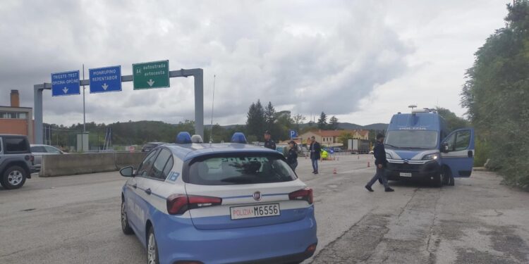 Operazione con Dda Trieste. In manette otto persone