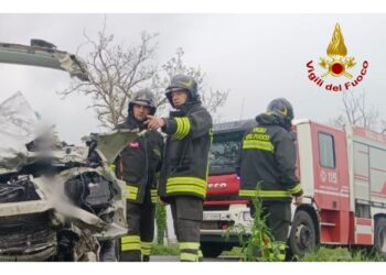Sembra si stesse allontanando da luogo omicidio della donna
