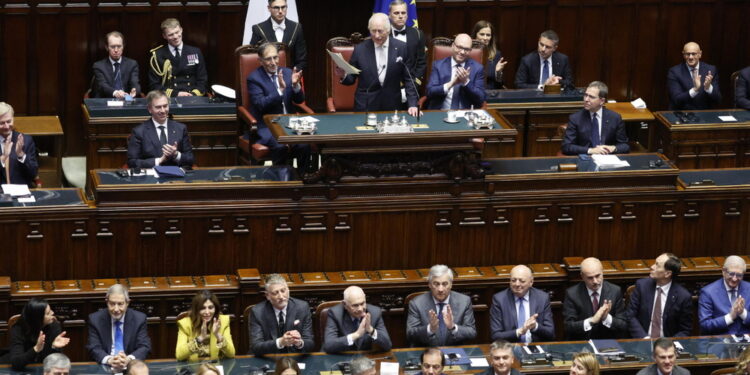 Il sovrano scherza