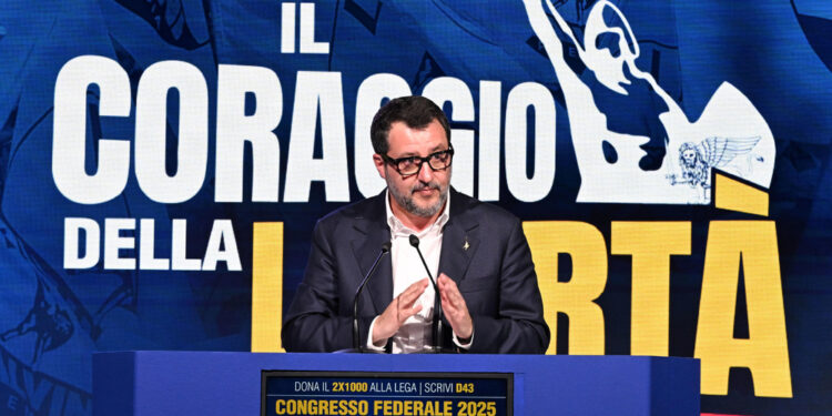 "Per Bruxelles ora pericolo gli Usa. Poi Cina...Sono fuori fase"