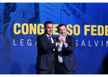 Il generale al congresso del partito
