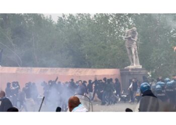 Indagini Digos per identificare violenti