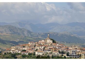 L'epicentro a 12 chilometri dal capoluogo lucano
