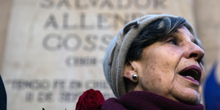 Ha violato l'obbligo di non stipulare contratti con lo Stato