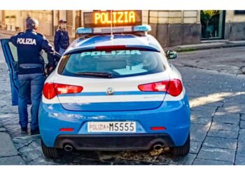A Catania. Colpisce agente con taglierino