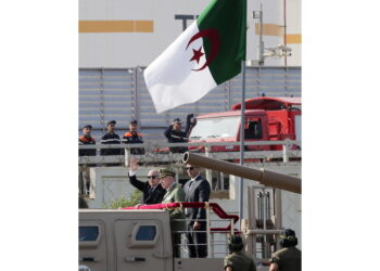 Algeri convoca l'ambasciatore francese e protesta con forza