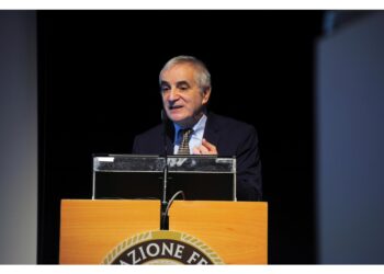 Italiano esperto di malattie invecchiamento