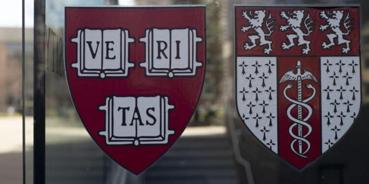 60 milioni di dollari tagliati per punire Harvard 'ribelle'