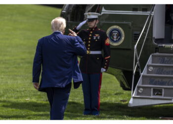 Lo ha detto il presidente a bordo dell'Air Force One