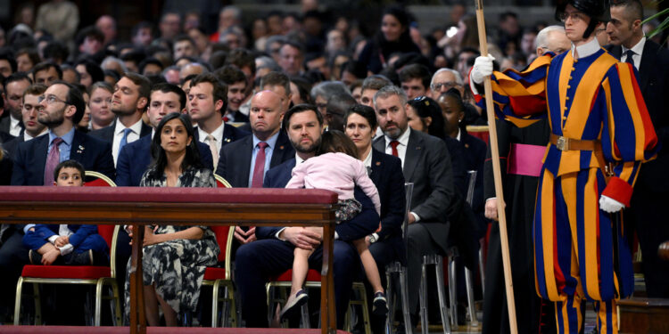 Presiede la celebrazione il cardinae Gugerotti