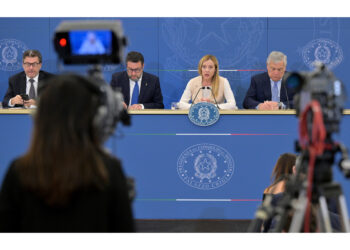 Partecipano anche Salvini