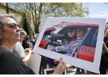 Ma per ora il patron di Tesla non ha convinto il presidente Usa