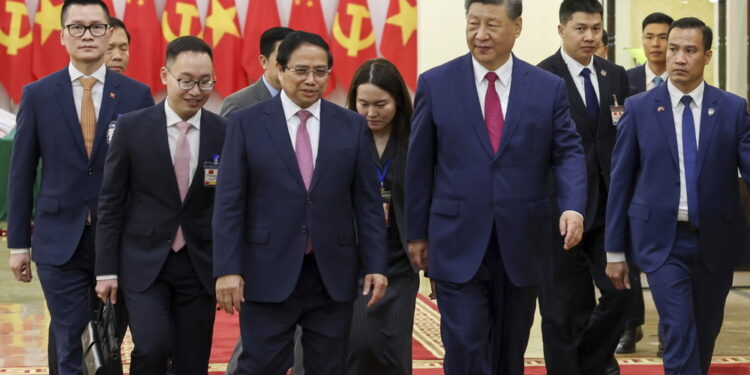 Firmati ad Hanoi 45 documenti di cooperazione bilaterale