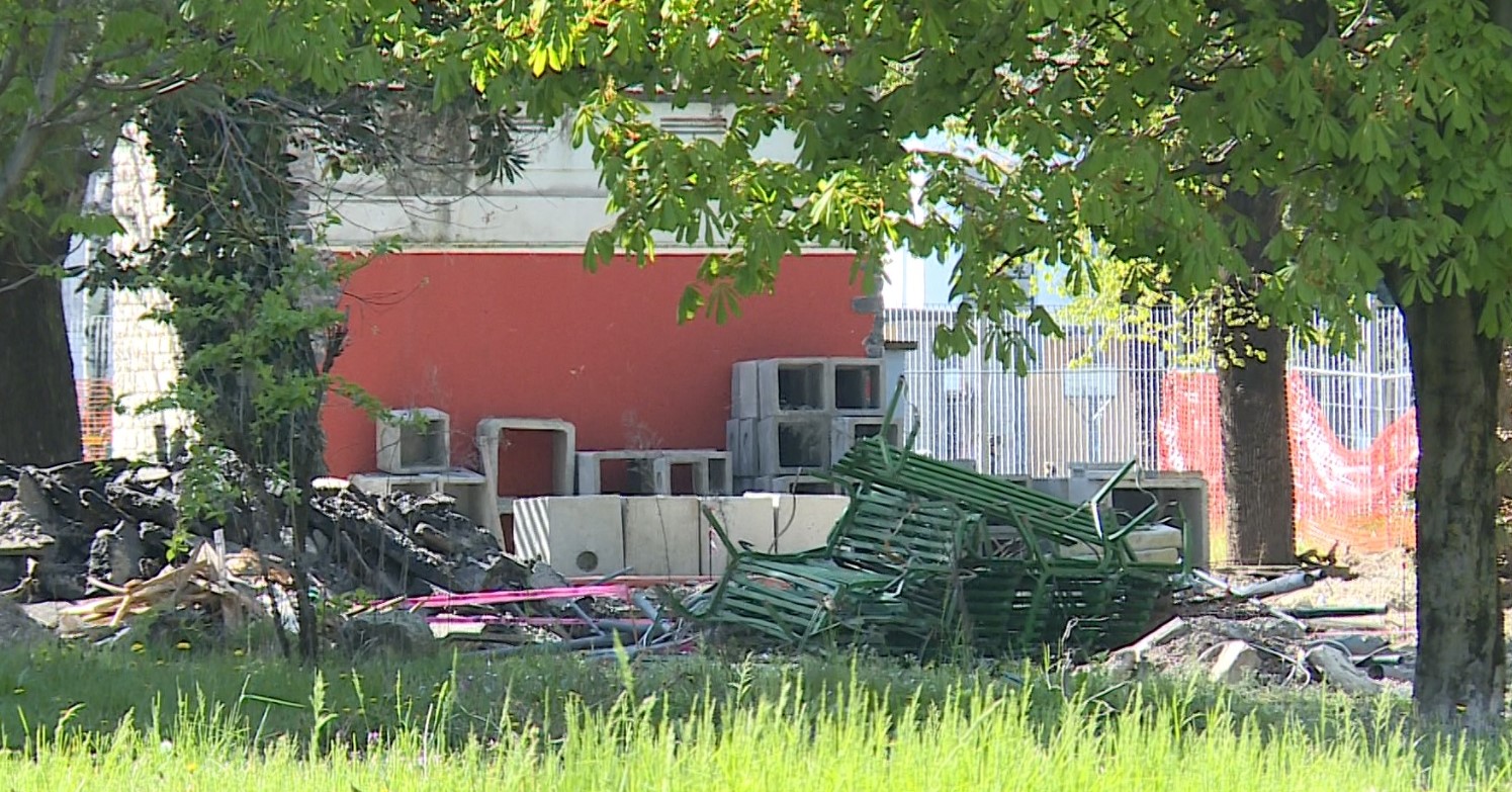 Como, giardini a lago: cantiere in bilico, il Pd chiede le dimissioni dell’assessore