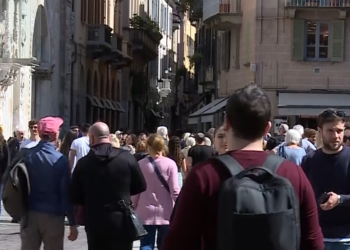 Como, Città presa d’assalto dai turisti