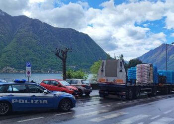 Camion multato Tremezzina