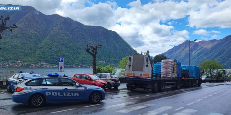 Camion multato Tremezzina