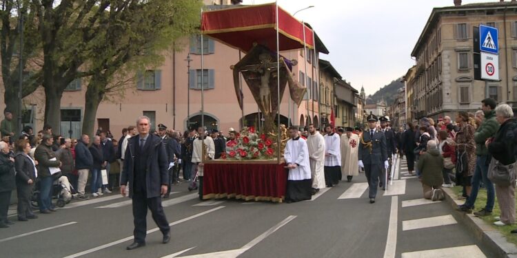 Venerdì Santo Como processione