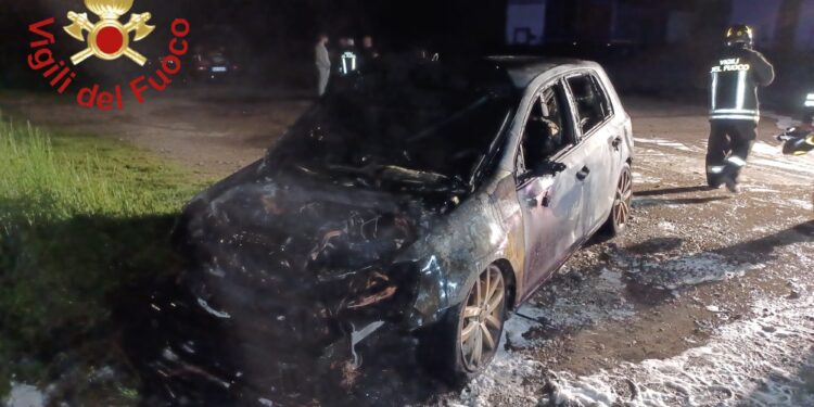 Incendio auto Cermenate