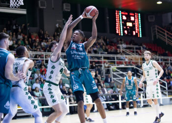 acqua san bernardo cantu avellino basket