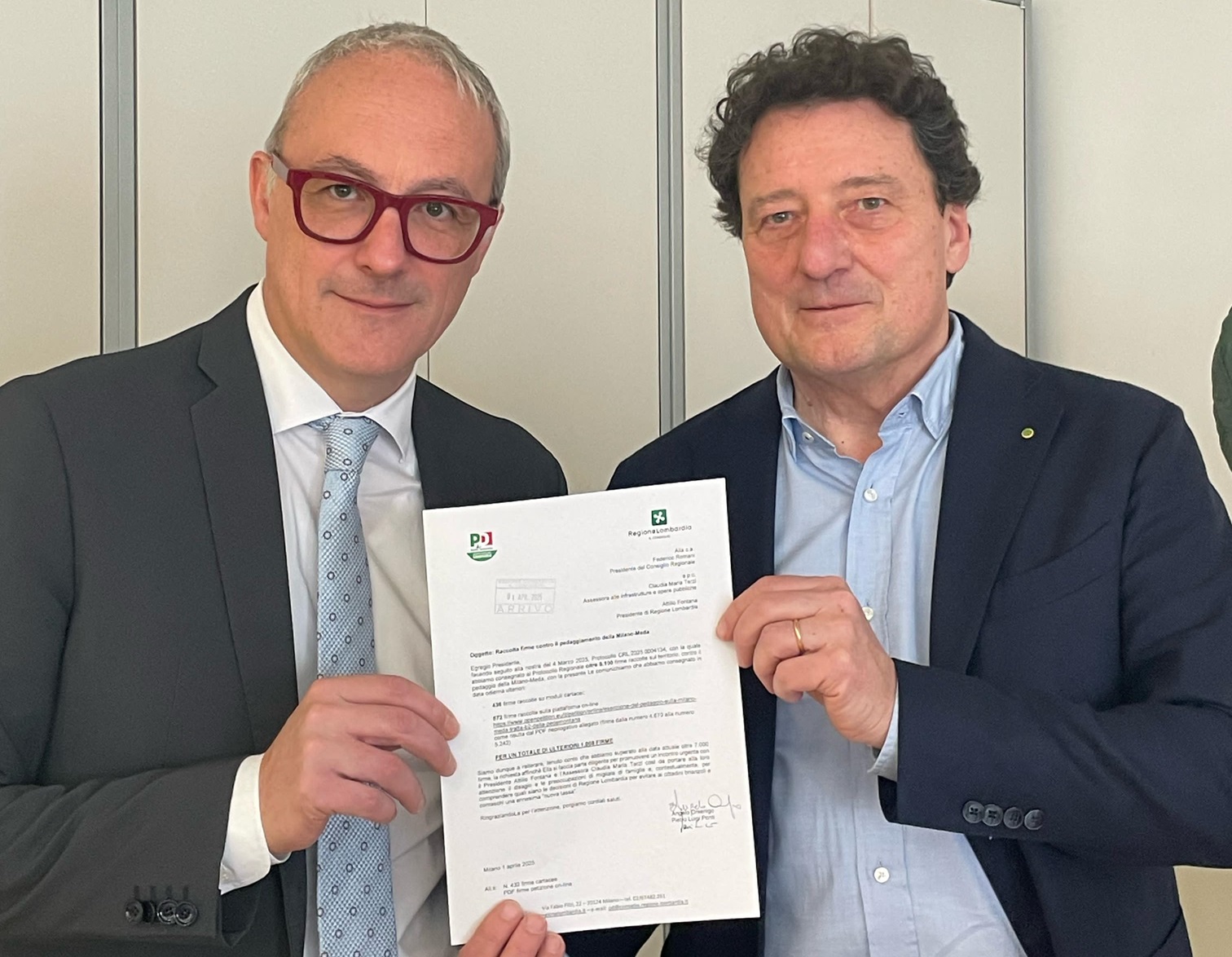 Contro la Milano-Meda a pagamento consegnate altre 1.000 firme