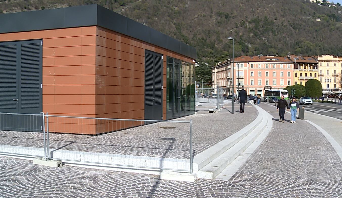 Paratie di Como: cantiere ormai finito, mancano gli ultimi collaudi e i parapetti